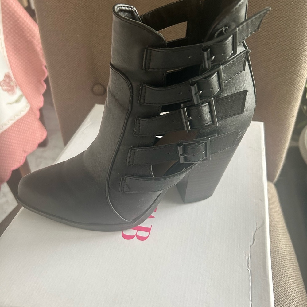 JustFab Black Heeled Boots with Decorative Buckles